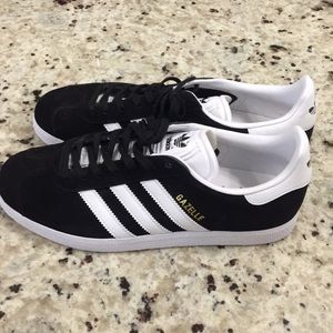 Men’s Adidas Gazelle shoe